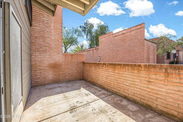 4302 E Fort Lowell Road, Tucson, AZ 85712