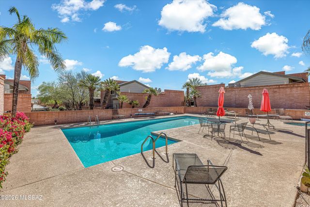 4302 E Fort Lowell Road, Tucson, AZ 85712