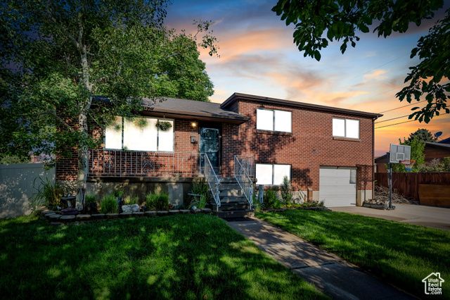 6022 S SANFORD DR, Murray, UT 84123