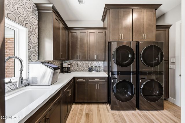 4040 E MCLELLAN Road 16, Mesa, AZ 85205