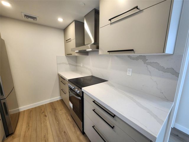 1720 Harrison Street 16b, Hollywood, FL 33020