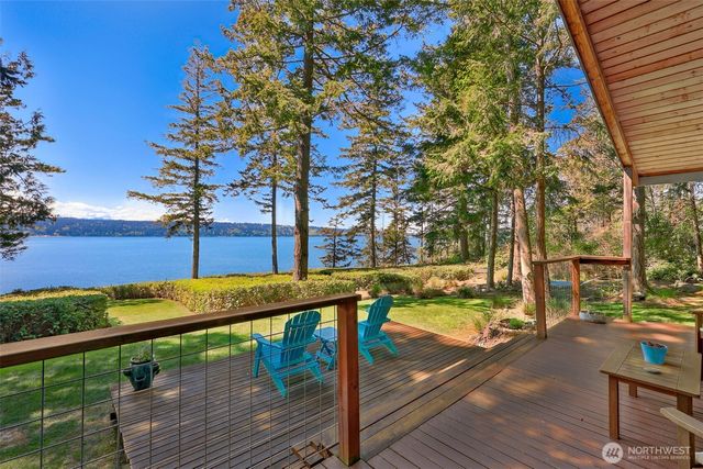 3392 Harbor View Drive, Langley, WA 98260