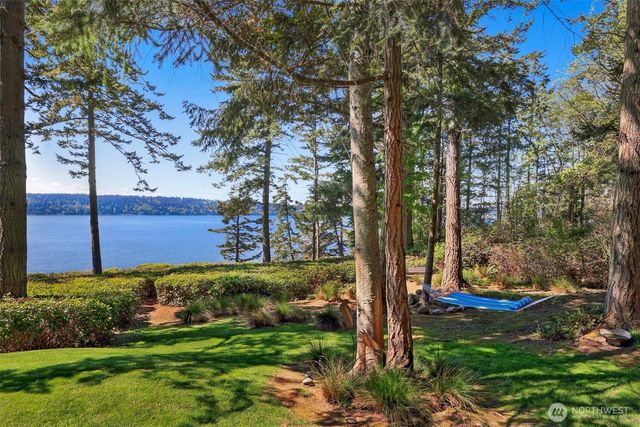 3392 Harbor View Drive, Langley, WA 98260
