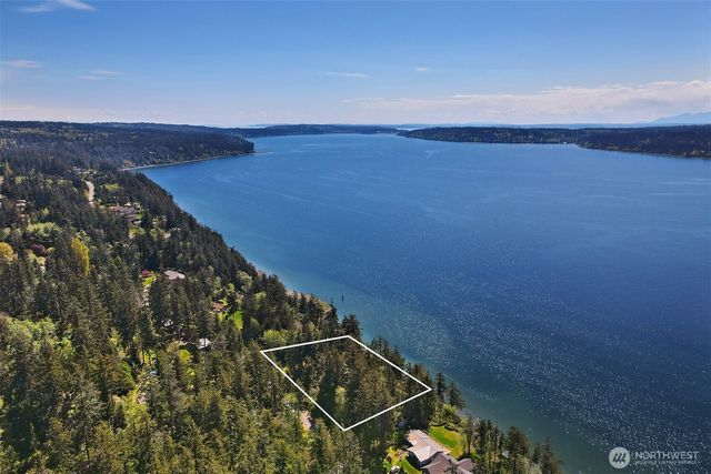 3392 Harbor View Drive, Langley, WA 98260