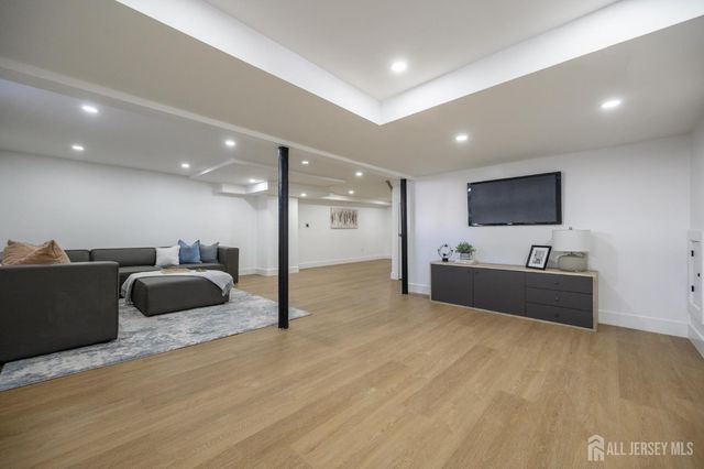 341 Forest Drive, Union Twp, NJ 07083