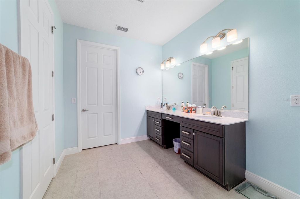 Image 33 of property listing at 8780 SW 93RD CIRCLE, Ocala, FL 34481