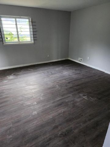 20521 Ohio Street, Detroit City, MI 48221