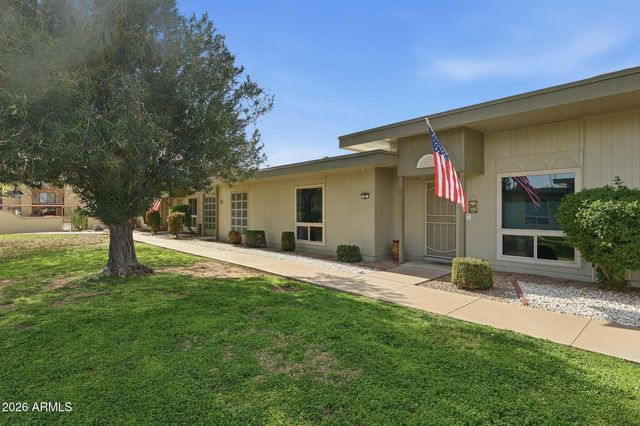 9970 W ROYAL OAK Road Q, Sun City, AZ 85351