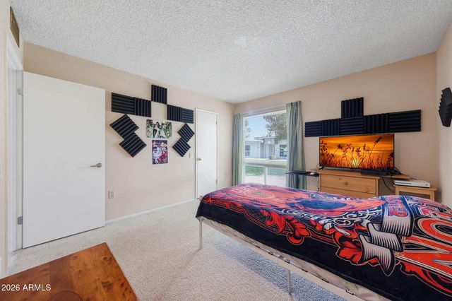 9970 W ROYAL OAK Road Q, Sun City, AZ 85351