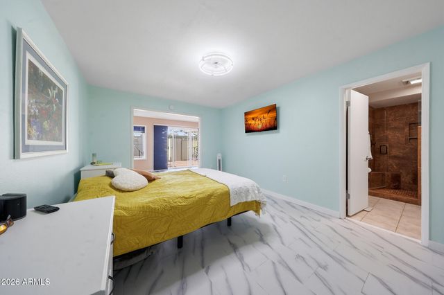 9970 W ROYAL OAK Road Q, Sun City, AZ 85351