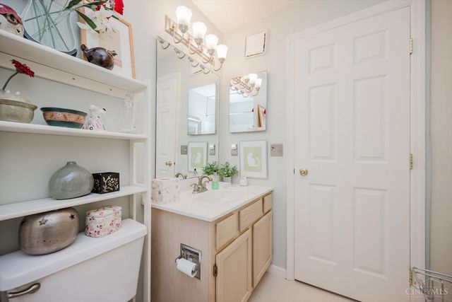 7636 Shawnee Lane, West Chester, OH 45069