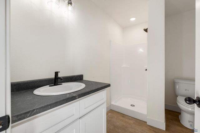 27894 TIKI TRL, Hot Springs, SD 57747