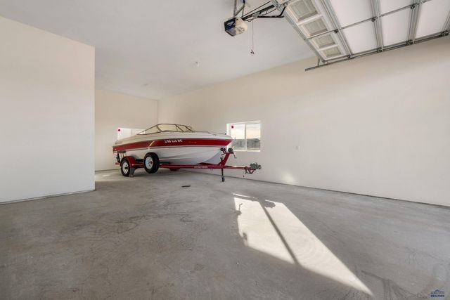 27894 TIKI TRL, Hot Springs, SD 57747