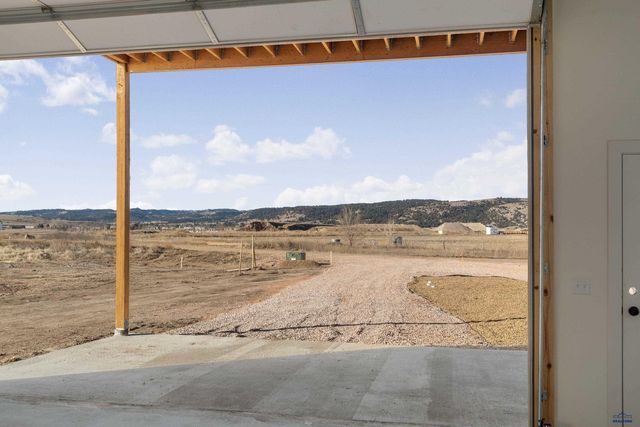 27894 TIKI TRL, Hot Springs, SD 57747