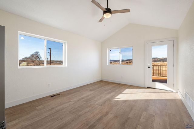 27894 TIKI TRL, Hot Springs, SD 57747