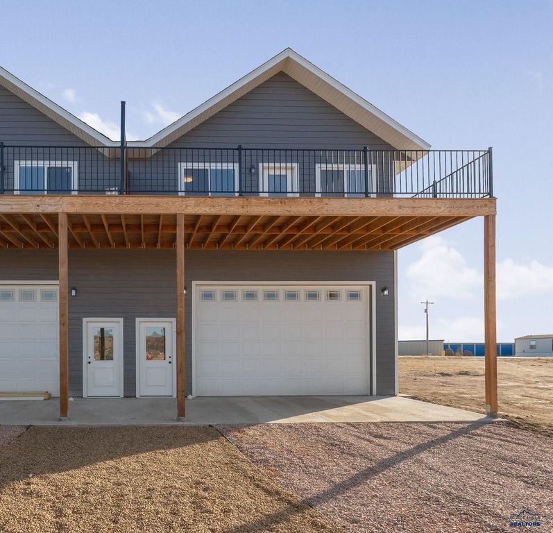 27894 TIKI TRL, Hot Springs, SD 57747