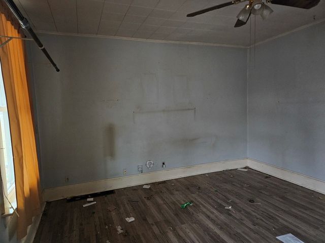 727 W 11th Street, Davenport, IA 52804