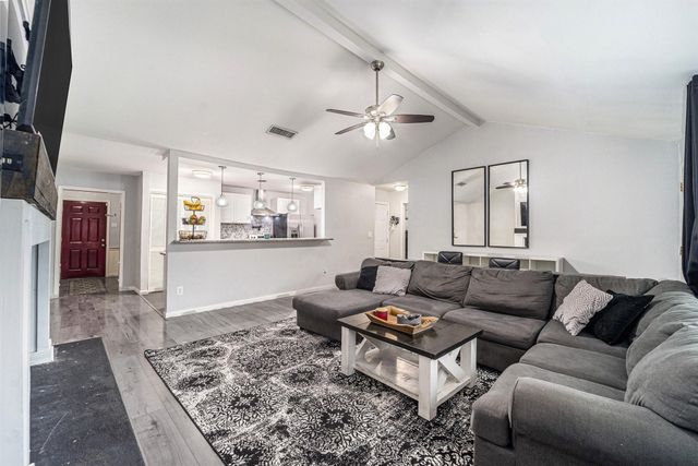 12215 Hillcroft Street, Houston, TX 77035