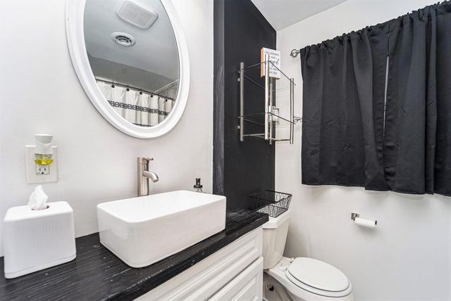 12215 Hillcroft Street, Houston, TX 77035