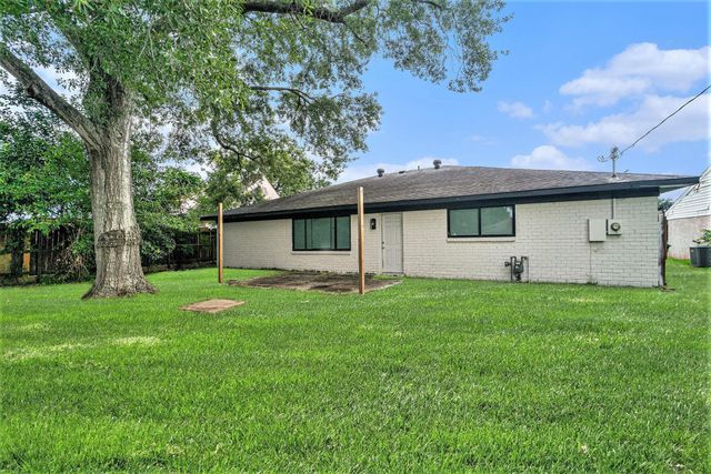 12215 Hillcroft Street, Houston, TX 77035