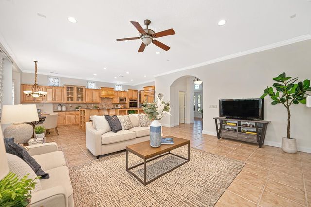 6233 Camellia Cir, Rocklin, CA 95765