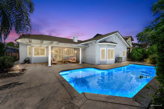 6233 Camellia Cir, Rocklin, CA 95765