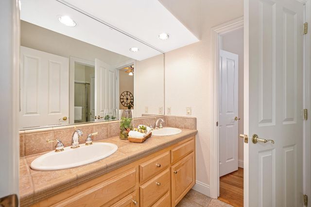 6233 Camellia Cir, Rocklin, CA 95765