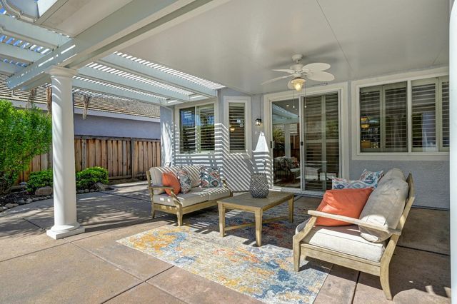 6233 Camellia Cir, Rocklin, CA 95765