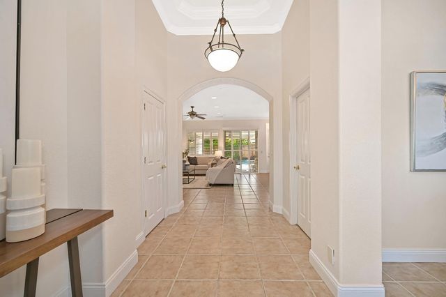 6233 Camellia Cir, Rocklin, CA 95765