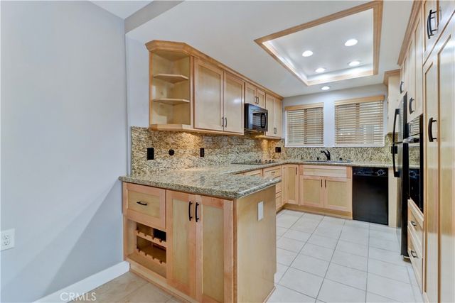 661 Avenida Sevilla B, Laguna Woods, CA 92637