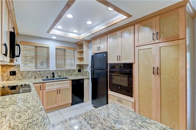 661 Avenida Sevilla B, Laguna Woods, CA 92637