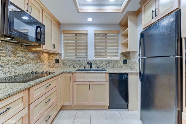 661 Avenida Sevilla B, Laguna Woods, CA 92637