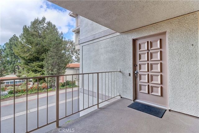 661 Avenida Sevilla B, Laguna Woods, CA 92637