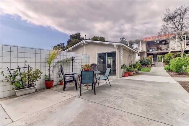 661 Avenida Sevilla B, Laguna Woods, CA 92637