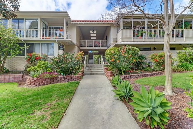 661 Avenida Sevilla B, Laguna Woods, CA 92637