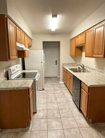 6717 Loma Vista Drive, Fort Worth, TX 76133