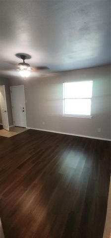 6717 Loma Vista Drive, Fort Worth, TX 76133