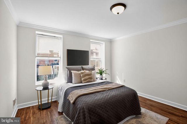 738 BARTLETT AVE, Baltimore, MD 21218