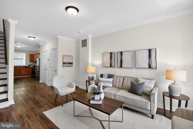 738 BARTLETT AVE, Baltimore, MD 21218