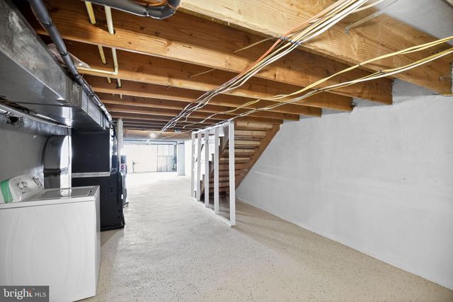 738 BARTLETT AVE, Baltimore, MD 21218