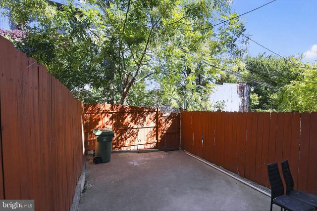 738 BARTLETT AVE, Baltimore, MD 21218