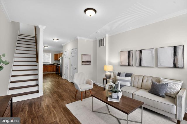 738 BARTLETT AVE, Baltimore, MD 21218