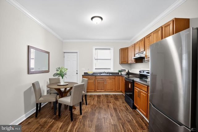 738 BARTLETT AVE, Baltimore, MD 21218