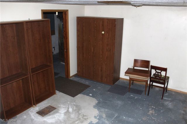 1813 Adelaide Boulevard, Akron, OH 44305