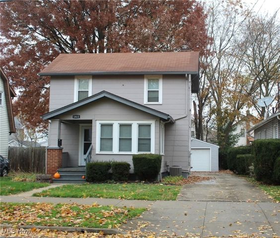 1813 Adelaide Boulevard, Akron, OH 44305
