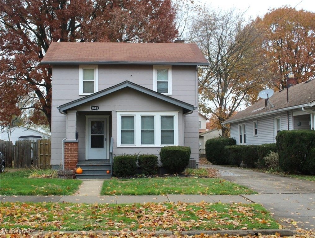 1813 Adelaide Boulevard, Akron, OH 44305