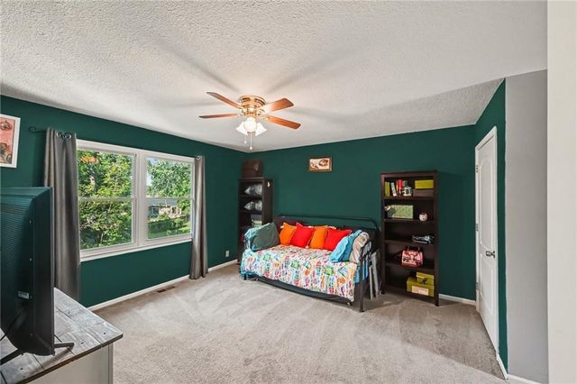 2905 Rimrock Drive, Lawrence, KS 66047