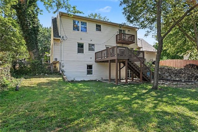 2905 Rimrock Drive, Lawrence, KS 66047