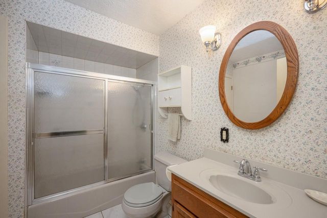 7218 Elberton AVENUE, Greendale, WI 53129