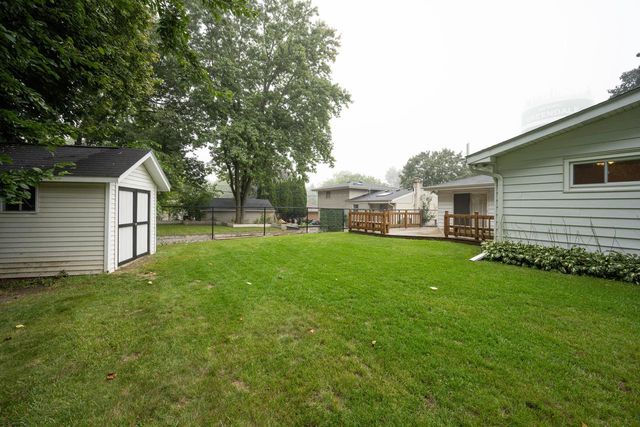 7218 Elberton AVENUE, Greendale, WI 53129